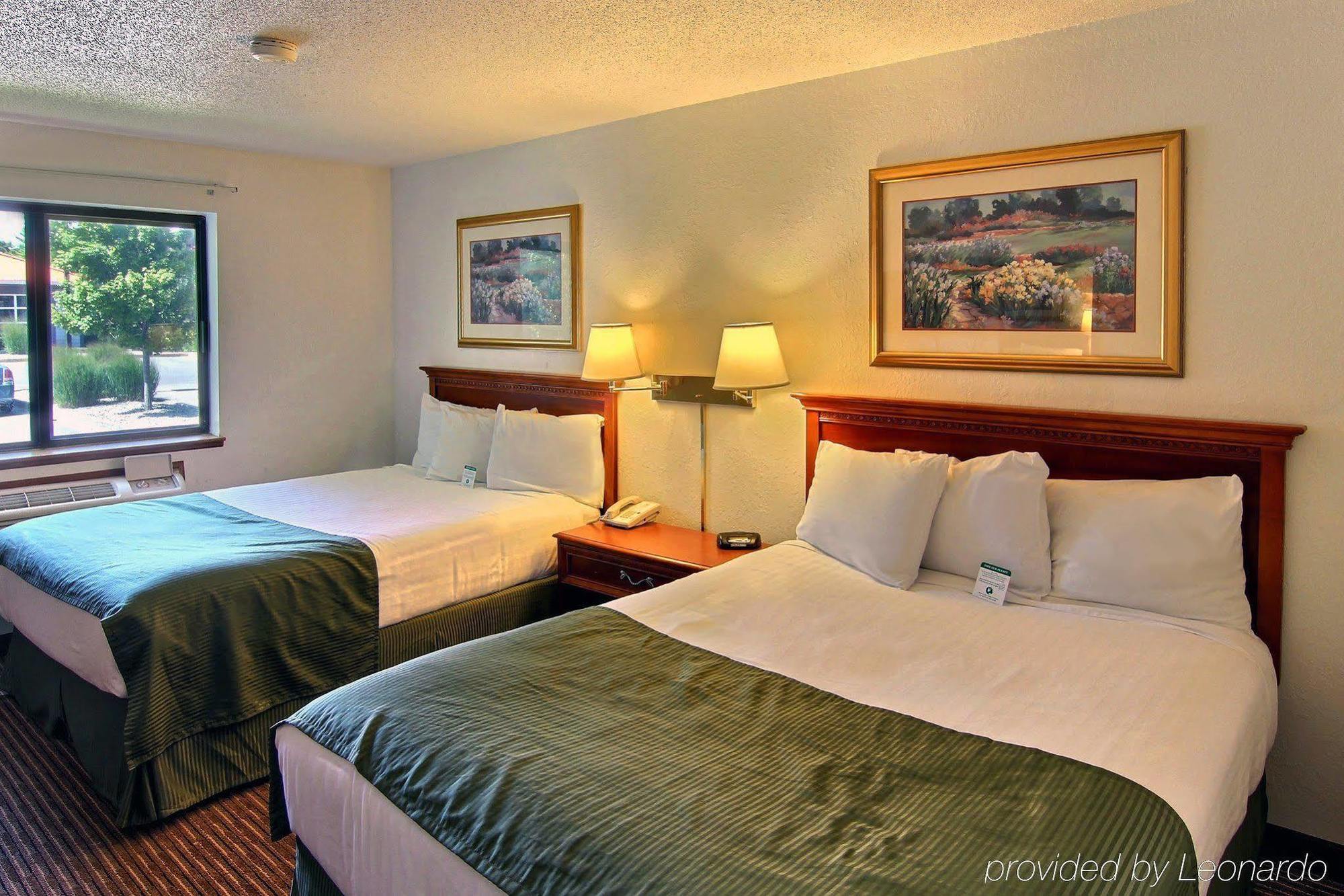 Days & By Wyndham Traverse 2* Traverse City